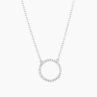Silver Standing O Pendant Necklace